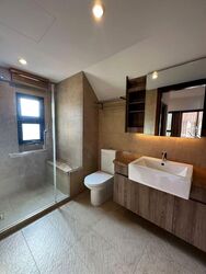 Holland Link (D10), Terrace #583606241